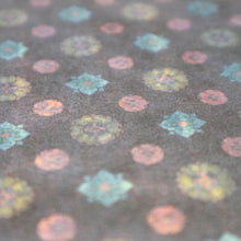 画像をギャラリービューアに読み込む, 御朱印帳 現代和綴 天平花鳥柄(黒/墨流し)